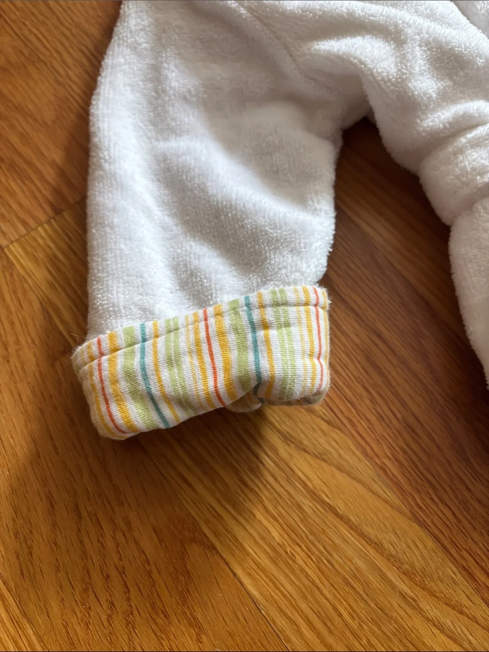 0-9M Carter’s Duck Bath Robe